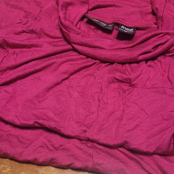 Magenta Short Sleeve Top - Picture 3 of 4